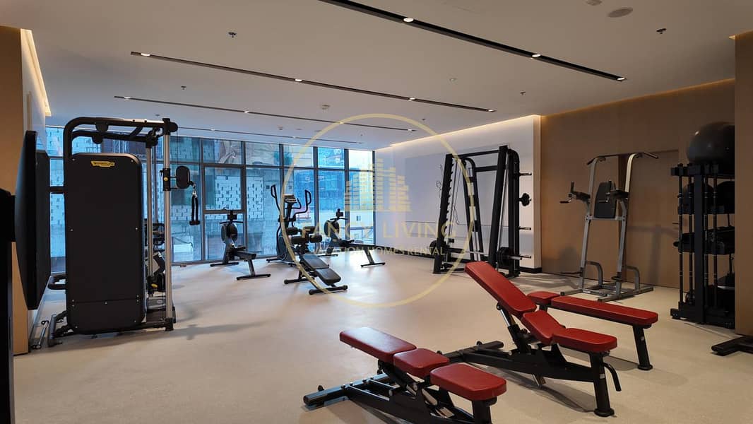 Luxury 1BHK Stay in Royal Regency Tower - Image 9