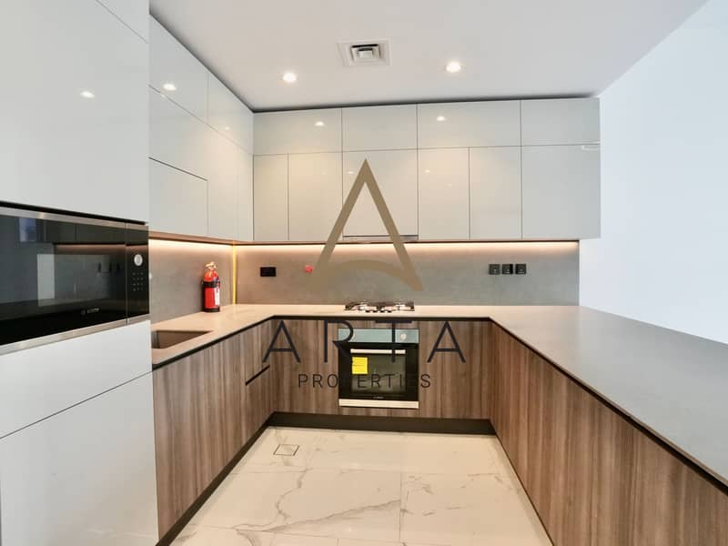 BRAND NEW | UNFURNISHED | PRIME LOCATION - Image 5