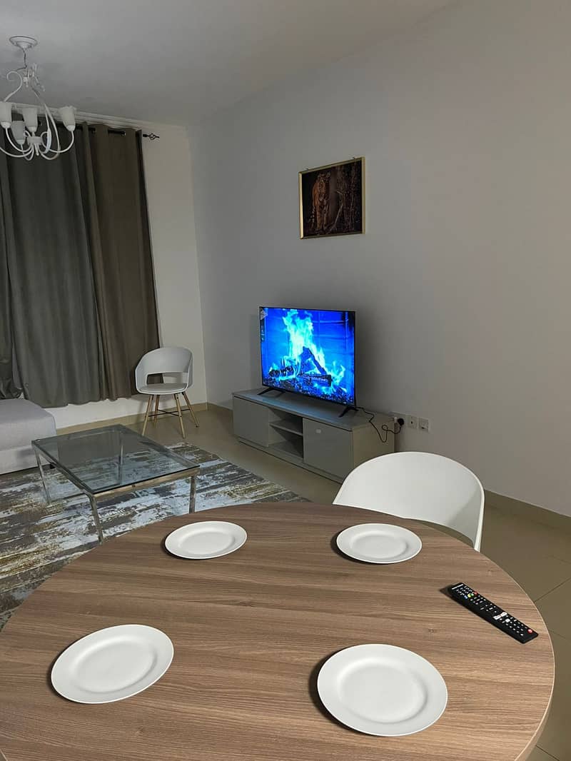 1BHK for monthly rent in Al Yasmeen Towers, Ajman. AED 5k including all bills, parking included.