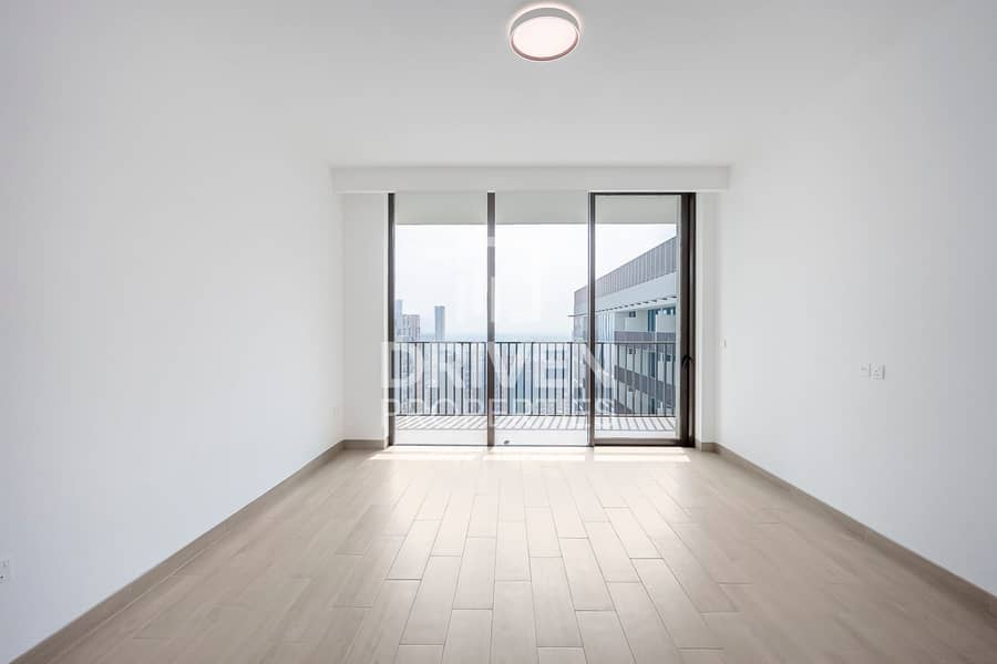 Vacant and Modern Unit | Spacious Layout Vacant and Modern Unit | Spacious Layout
