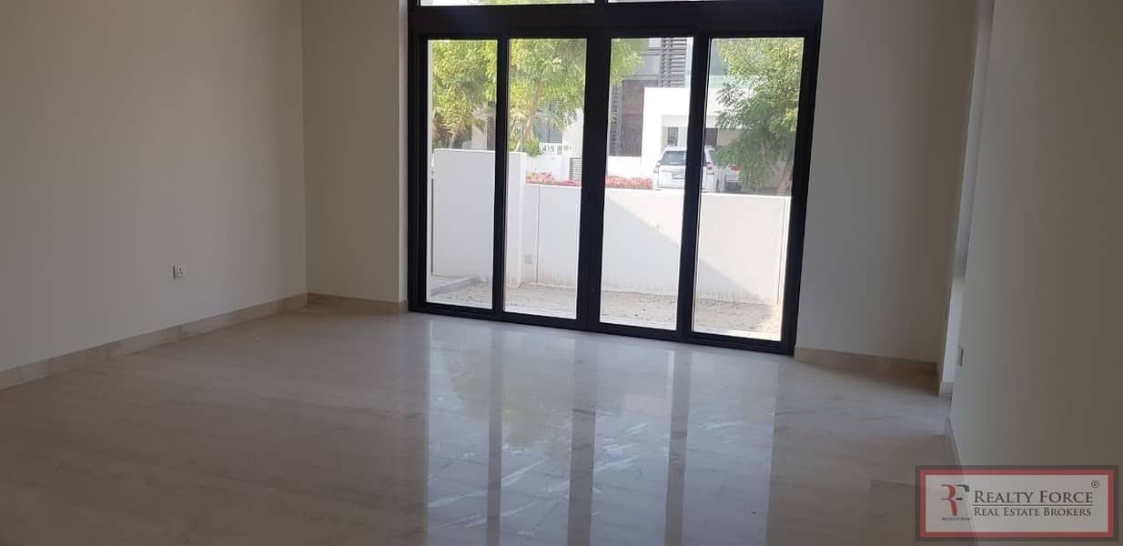 10 LARGE CORNER PLOT | 5 BR MODERN ARABIC | BURJ VIEW