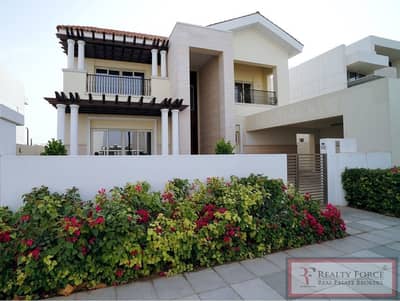 LANDSCAPED | 4 BR MED TYPE | PARK FACING LANDSCAPED | 4 BR MED TYPE | PARK FACING