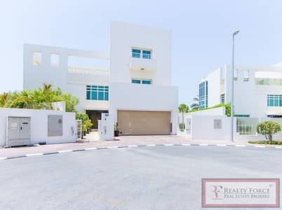 UPGRADED | PRIVATE POOL | FREEHOLD VILLA UPGRADED | PRIVATE POOL | FREEHOLD VILLA