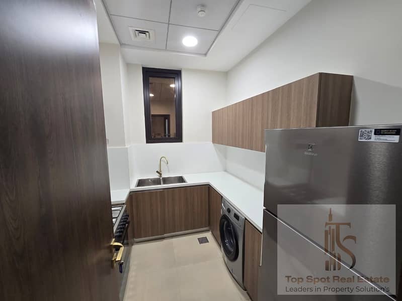 Brand New Fully Furnished | Pool & Park View | Prime Location - Image 14