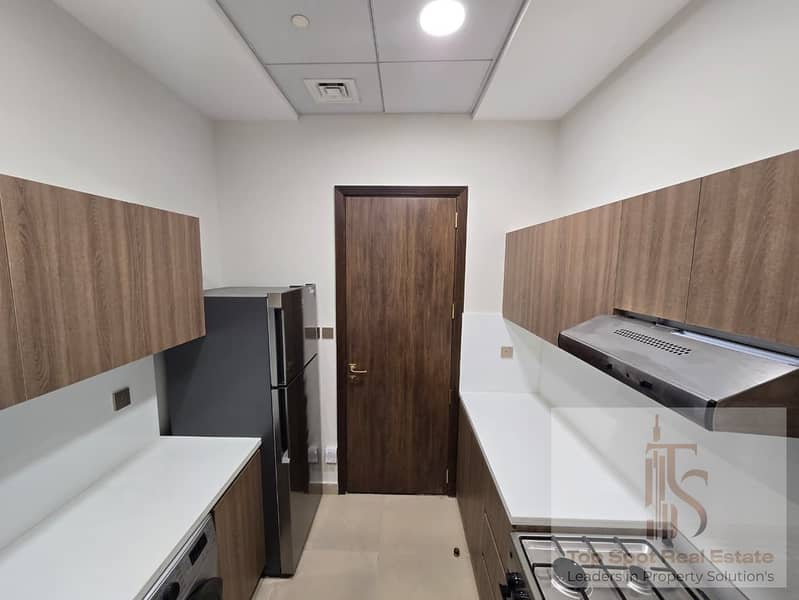 Brand New Fully Furnished | Pool & Park View | Prime Location - Image 16