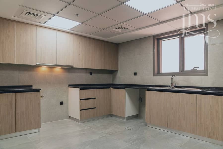 13 Tower B Unit 301_73. jpg