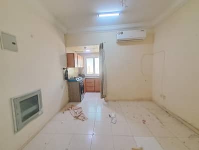 Studio for Rent in Muwaileh, Sharjah - 20260209_120139. jpg