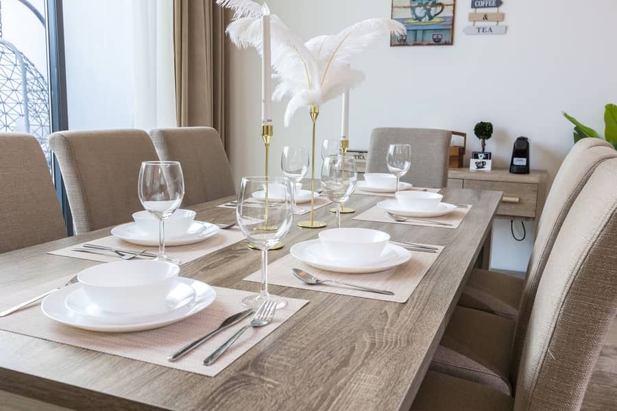 6 dining table . jpg
