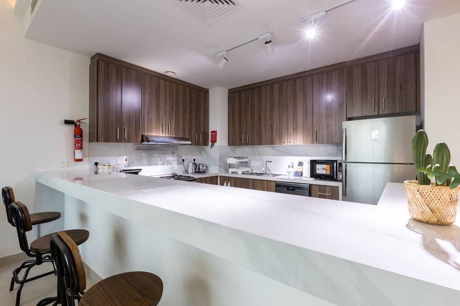 10 kitchen island . jpg
