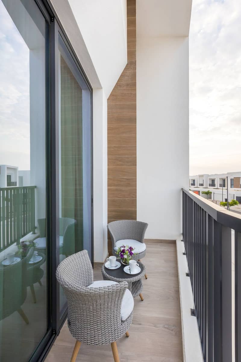 16 master bedroom balcony . jpg