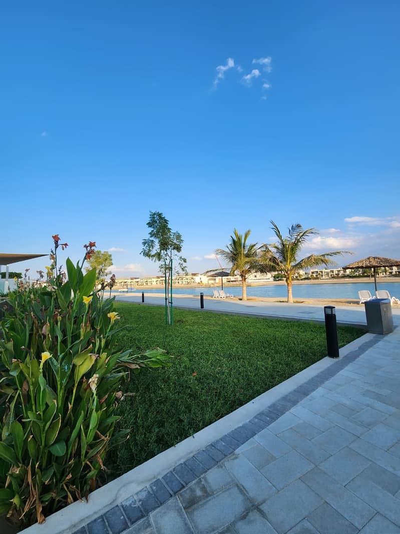 24 public beach (2). jpeg