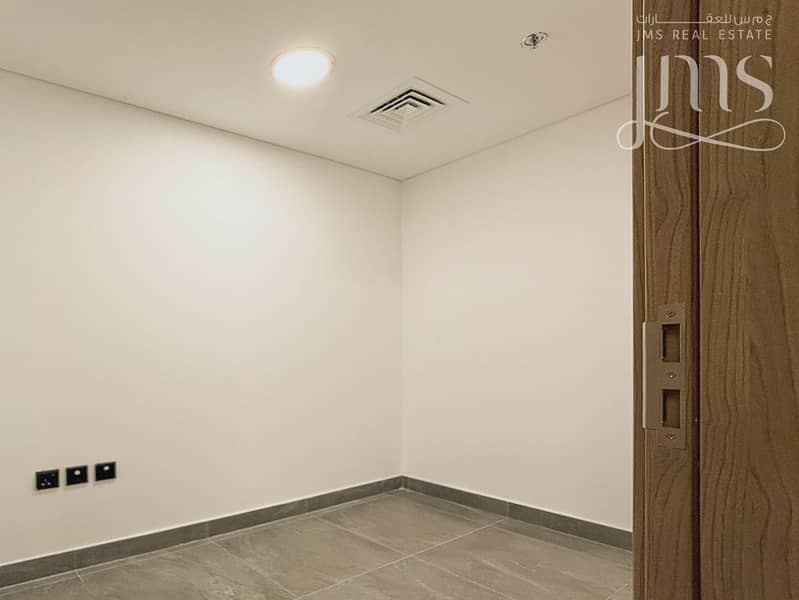 10 Tower B Unit 302_37. jpg