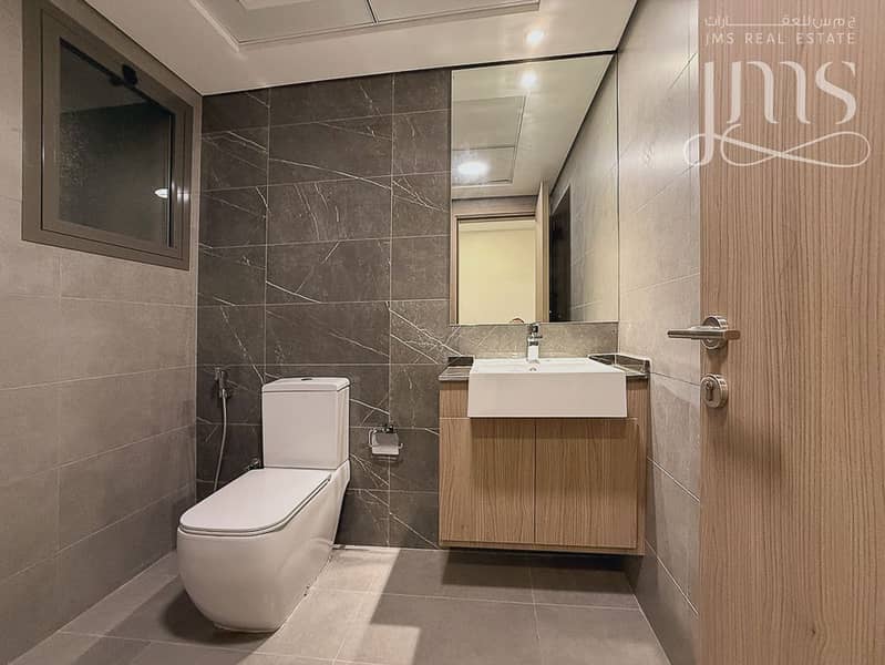 13 Tower B Unit 302_35. jpg