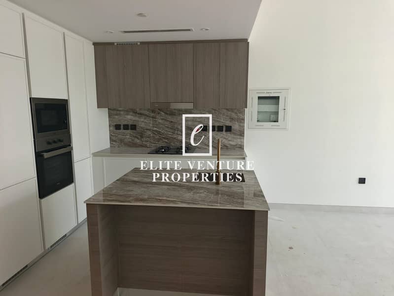 SPACIOUS 2-BHK + STUDY | ELEGANT | PRIME LOCATION - Image 7