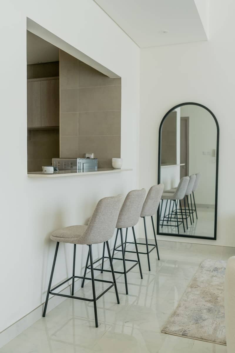 16 kitchen Bar island . jpg
