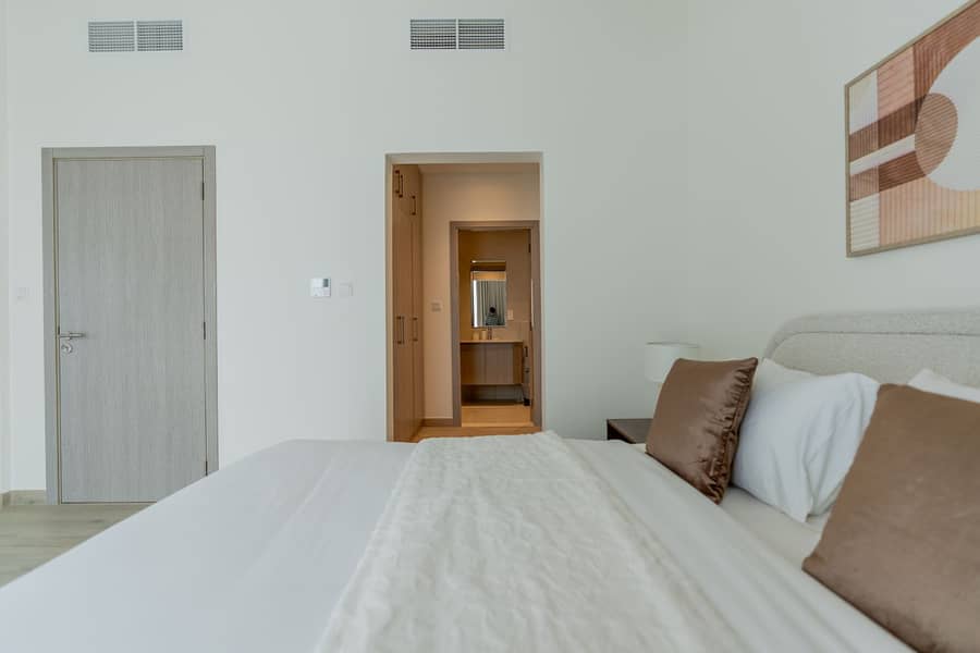35 walk in closet and bathroom . jpg