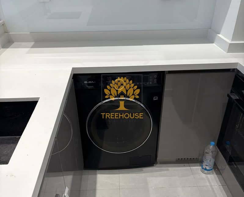 SPACIOUS | AMAZING AND LUXURIOUS | BRAND NEW - Image 4