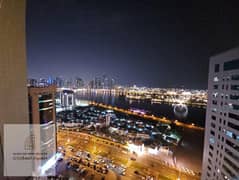 دوبليكس فاخر بتصميم عصري ومساحات واسعة