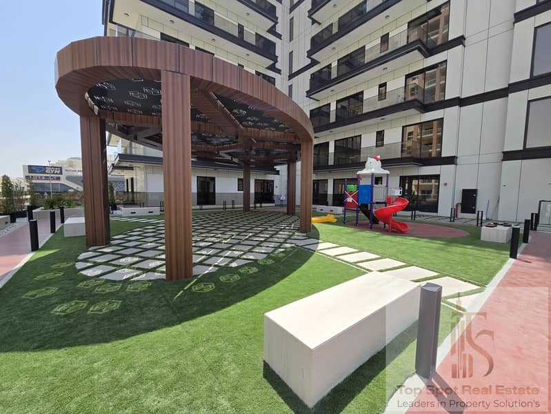 Brand New Fully Furnished | Pool & Park View | Prime Location - Image 28