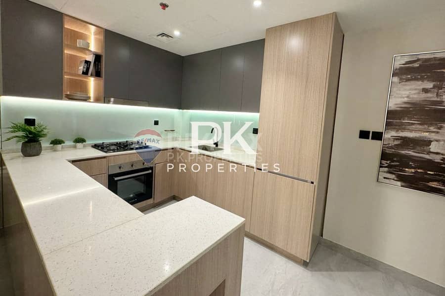 Exclusive | READY | Vacant - Image 49