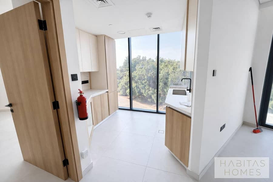 Brand New | Expansive Layout| Completed Unit - Image 3