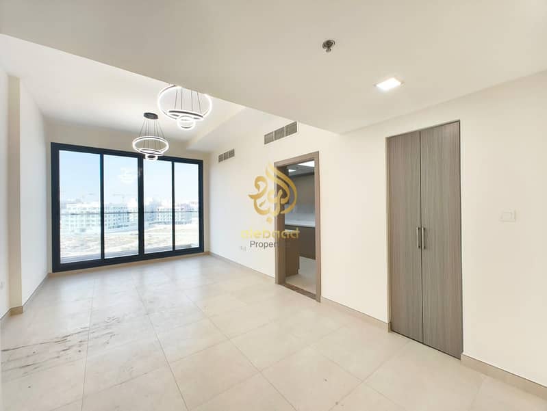 Resale | Brand New | Huge Size Apartment