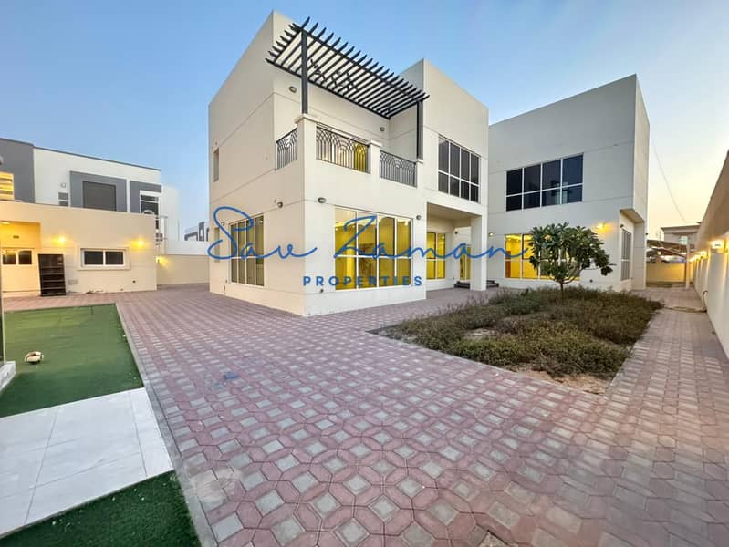 HUGE FULLY RENOVATED 5BR+MAIDS+DRIVER PRIVATE GARDEN INDEPENDENT VILLA