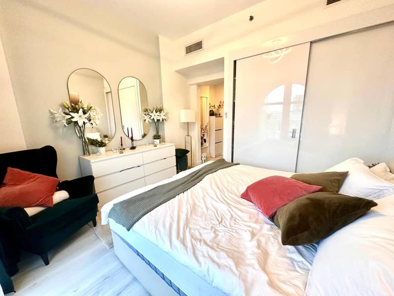 SALE JVC 1 bhk FURNISHED AUTUMN 1, SEASON COUMMNITY