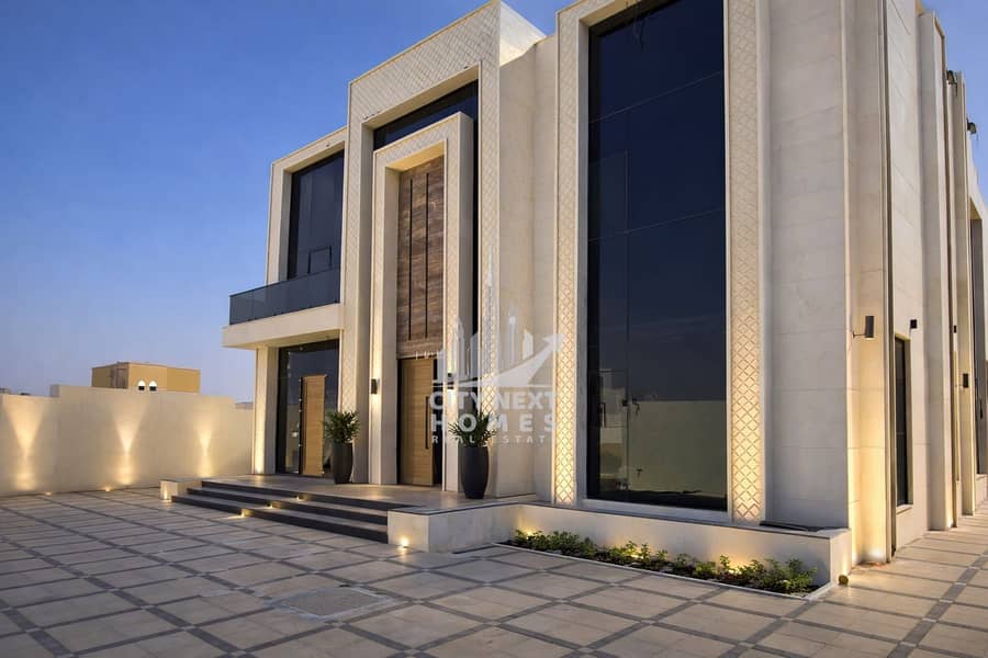 Luxury Modern 6 BR Villa | Garden | Maid room