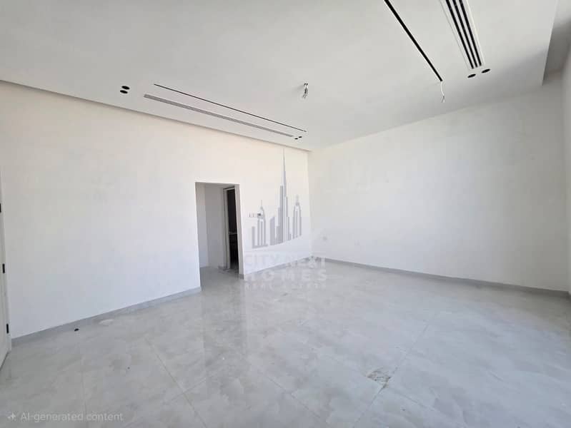 Luxury Modern 6 BR Villa | Garden | Maid room