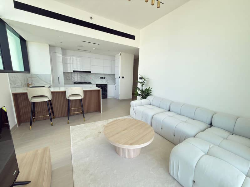 FURNISHED | MID FLOOR | MODERN FURNISHED | MID FLOOR | MODERN
