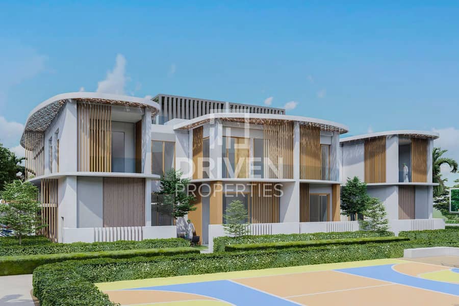 4BR Townhouse with Private Beach Access and Resort - Image 4