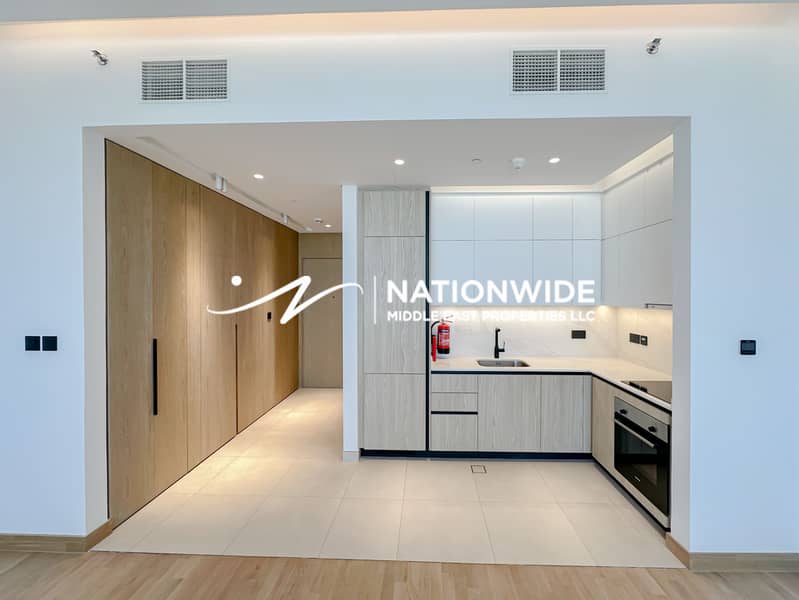 Ready to Move-in | Chic Studio | Modern Lifestyle - Image 5