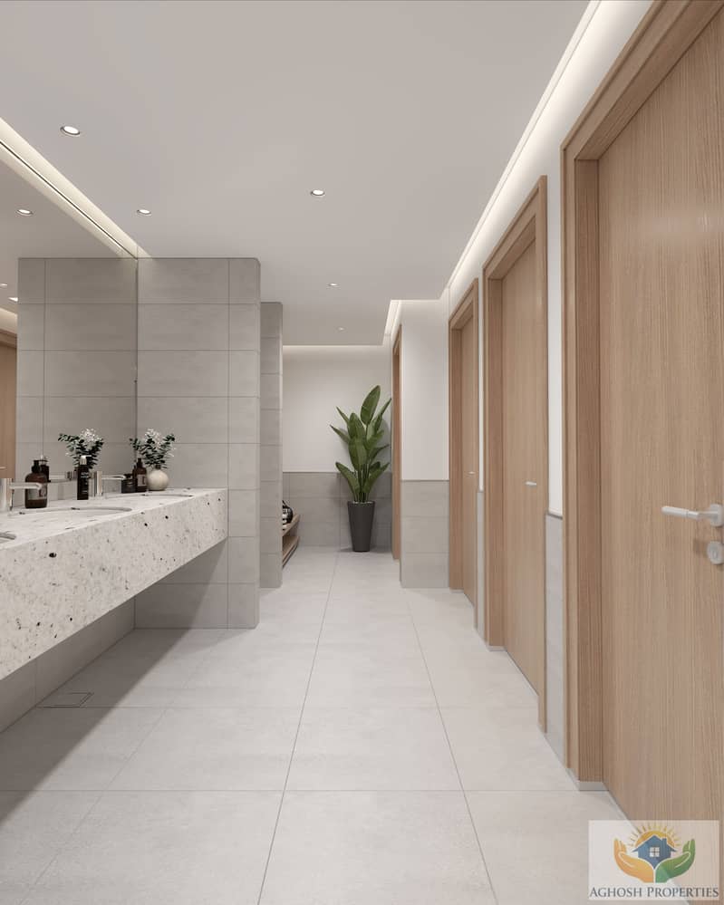 4 CHANGEROOM- (1). jpg