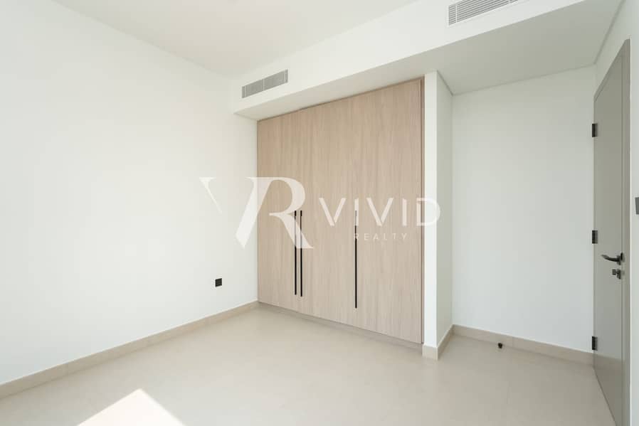 Near Entrance Park and Pool | Brand New | Internal - Image 21