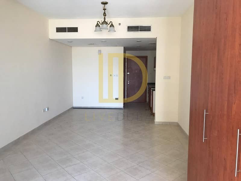 Vacant | Studio |Balcony |Higher Floor |No Parking Vacant | Studio |Balcony |Higher Floor |No Parking