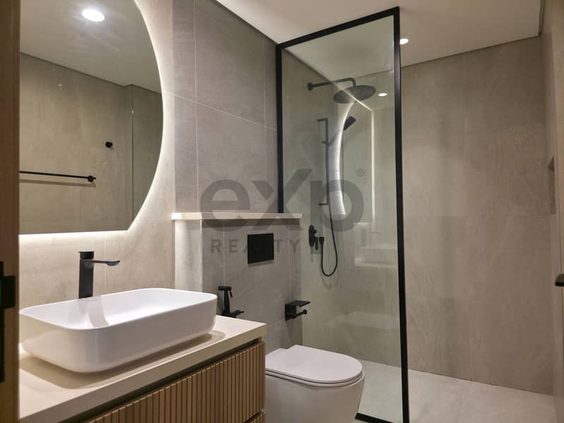 Brand New | Top Unit | Best View - Image 17