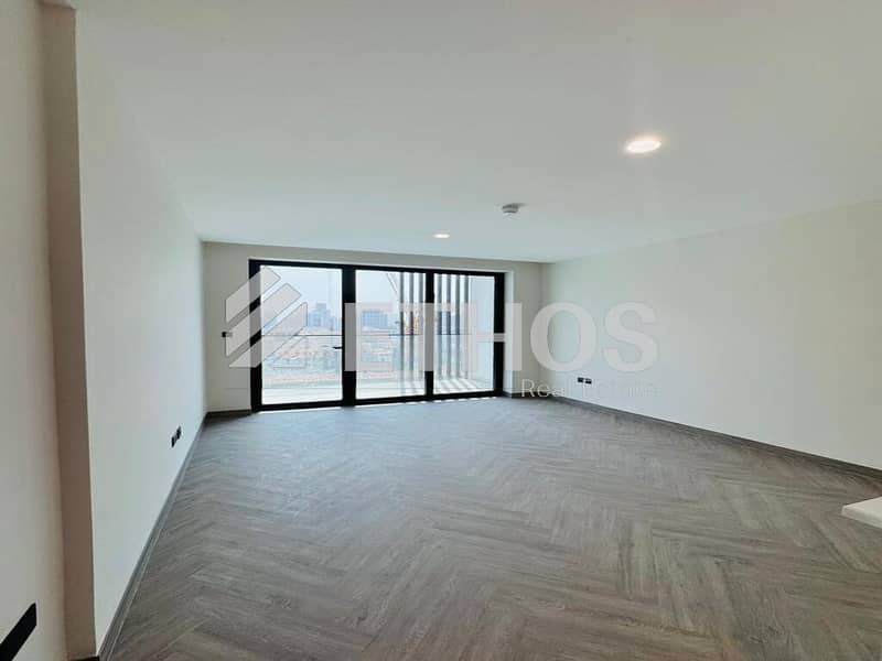 Spacious Layout | High Floor | Prime Location - Image 2