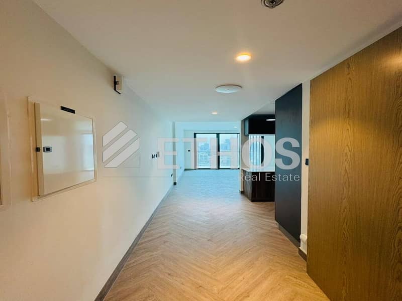 Spacious Layout | High Floor | Prime Location - Image 5