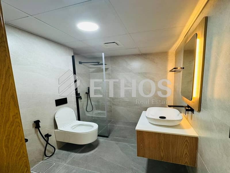 Spacious Layout | High Floor | Prime Location - Image 6