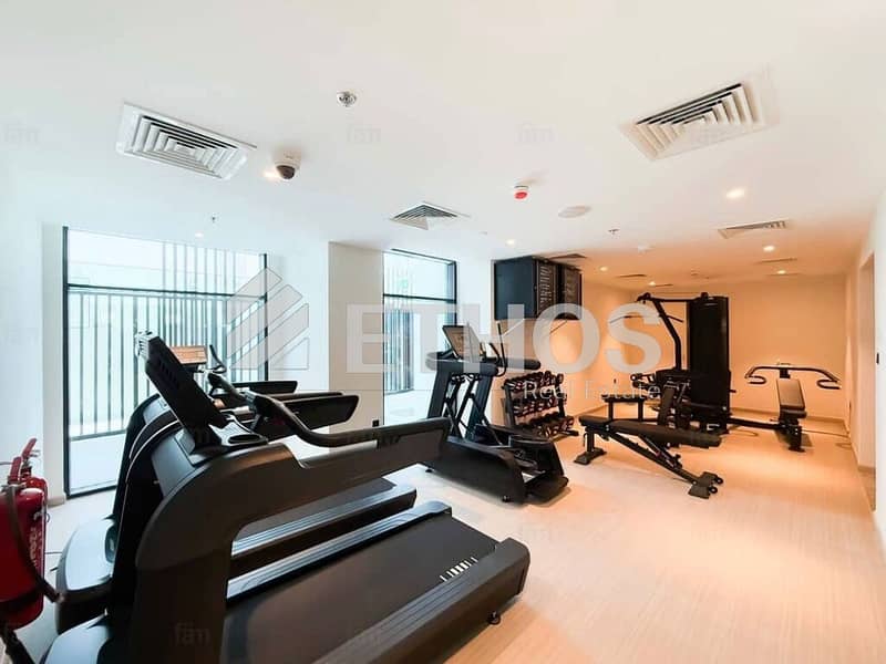 Spacious Layout | High Floor | Prime Location - Image 10