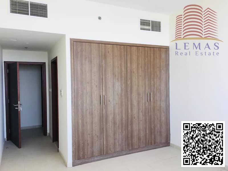 6 e97a18e2-aa70-4ec4-bd26-bb2f395114f7. jpg