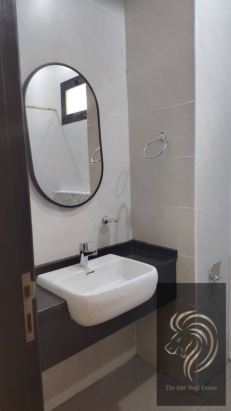 20 edde70fd-b64b-4936-8e2d-cbc136019c6f. jpg