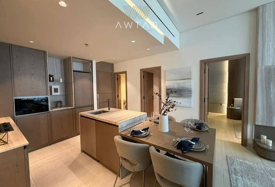 5 Beverly Park by HMB Homes 4. jpg