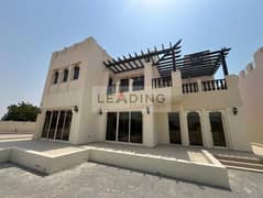 فیلا في قرية الحمراء 5 غرف 250000 درهم - 14266276