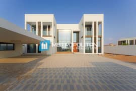 Single Row 5BR | Huge Plot | Next To Waterfront