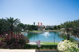 3 Bedroom / On The Lake And Park / Largest Plot