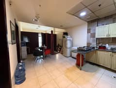 شقة في برج حمزة،مدينة دبي الرياضية 1 غرفة 850000 درهم - 14250385