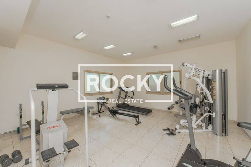 10 1. BurDubai_AbdullaSulaimani_Amenities&View (1 of 16). jpg
