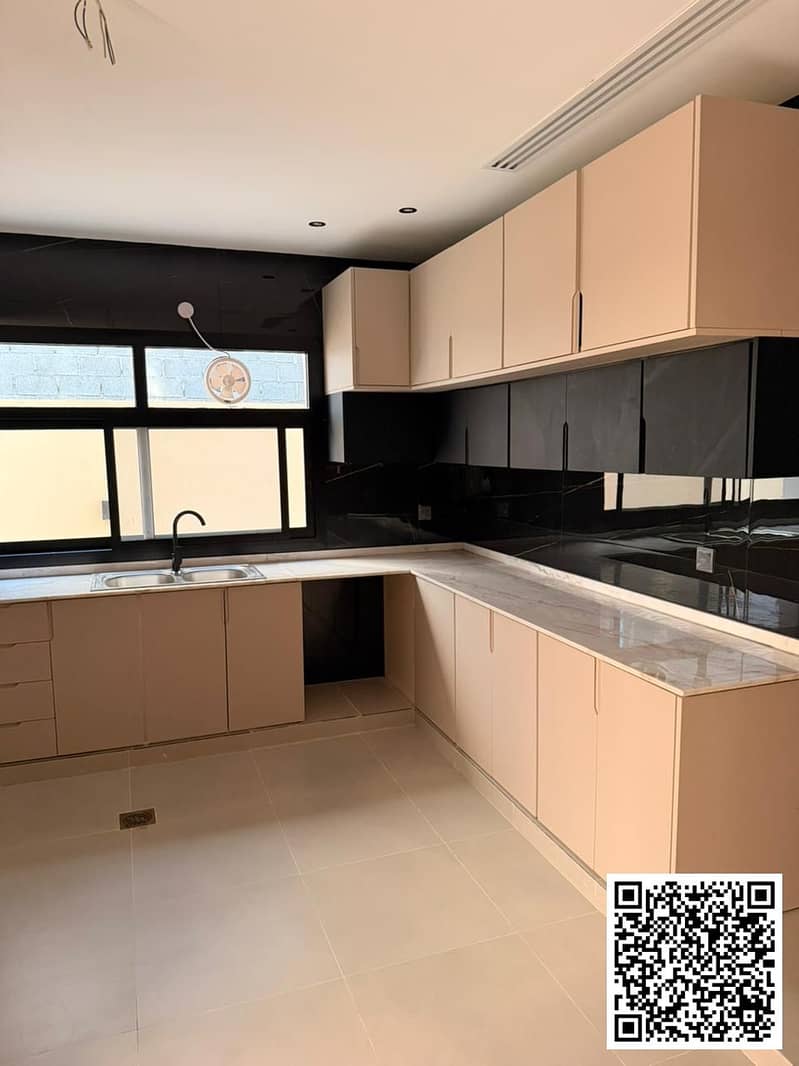 11 7fe8da35-3748-4282-bd39-7b335562bfbe. jpg